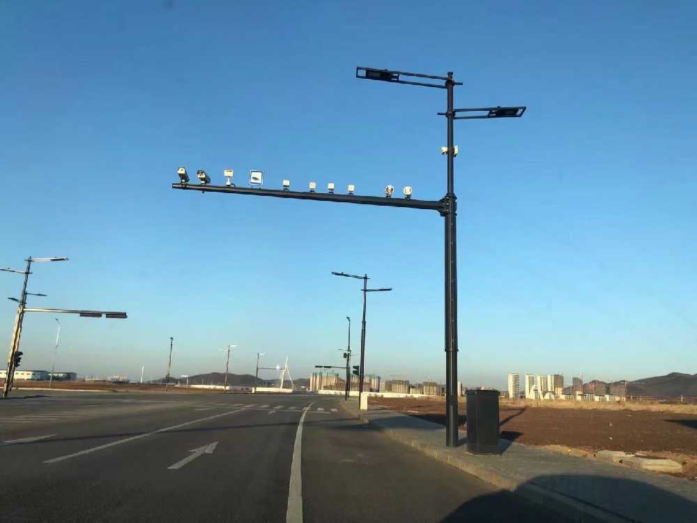 黄石市黑龙江佳木斯综合路灯杆项目